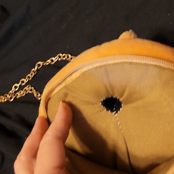 Corgie butt purse with butthole for earbuds - Picture 4 of 5
